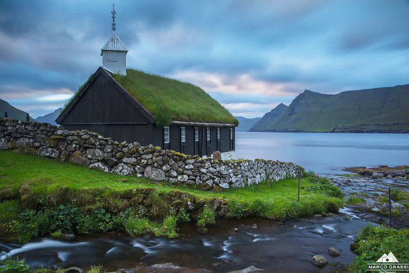 Фуннингур, Фарерские острова дом, крыша, озеленение, скандинавия