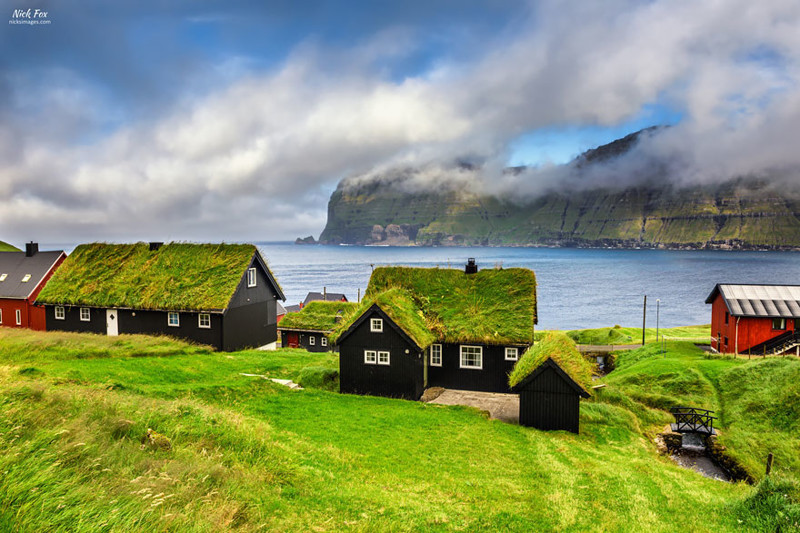 Микладеалур, Фарерские острова дом, крыша, озеленение, скандинавия