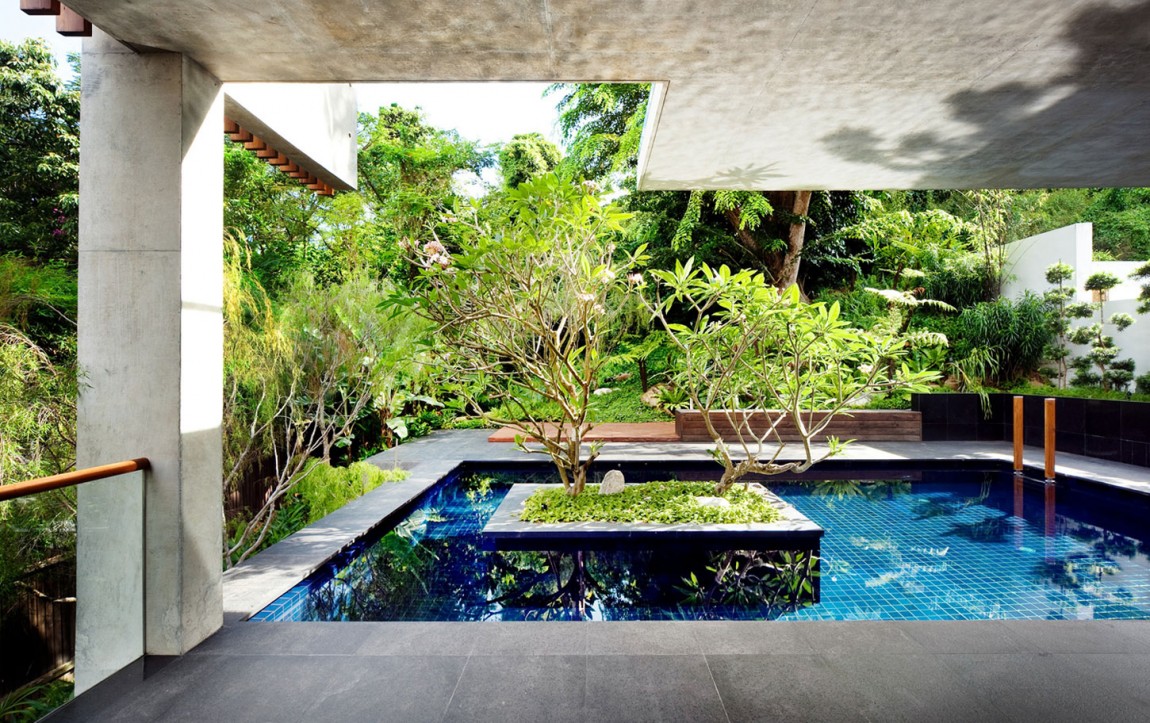 Современный дизайн бассейна в загородном доме - Фото 45