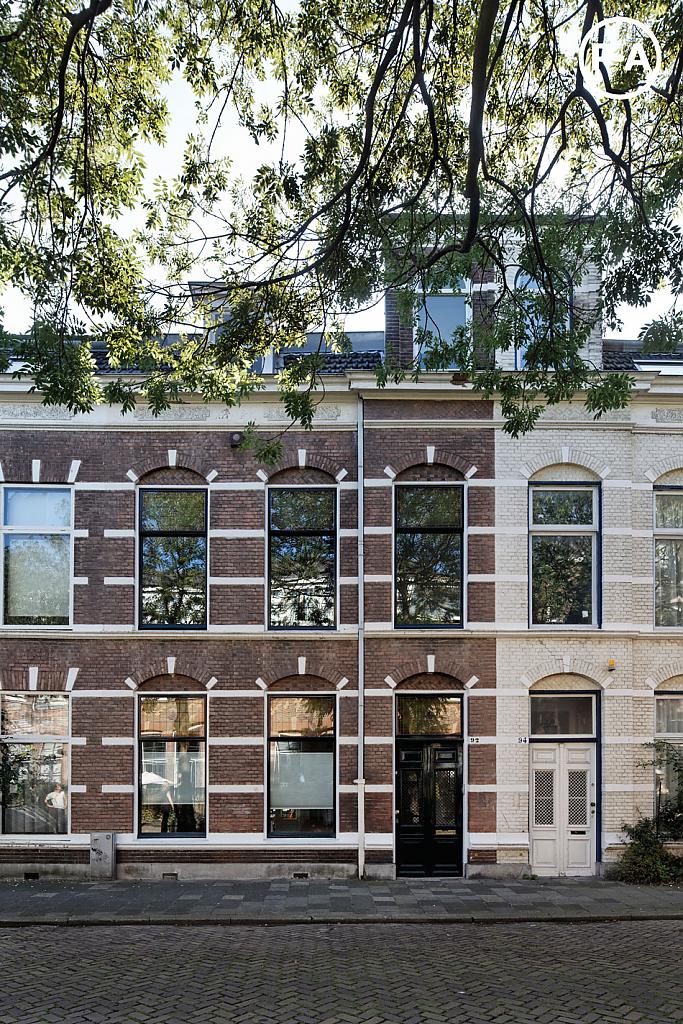 Проекты домов в голландском стиле: Joyce & Jeroen