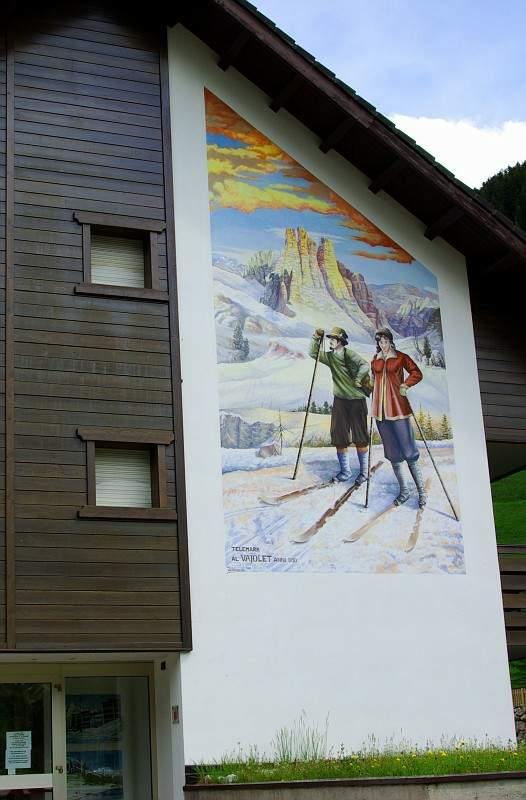 Расписные альпийские домики