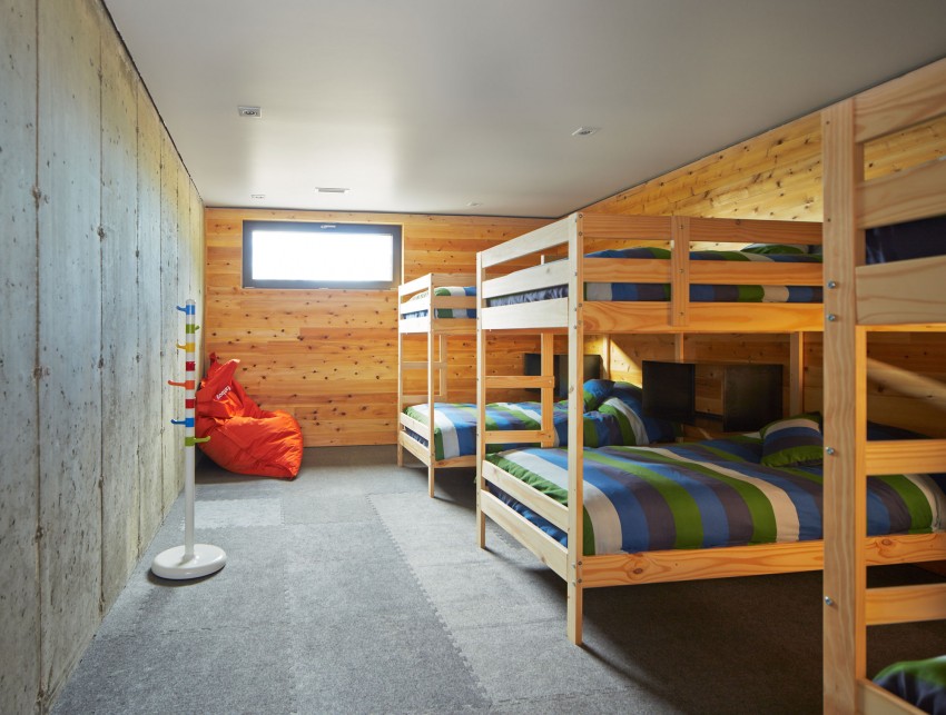 Детская комната дома Malbaie VIII-La Grange в Канаде