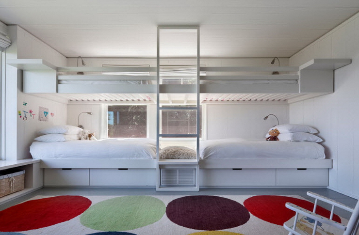 Двухэтажные кровати