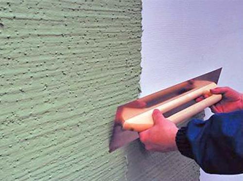 Пример штукатурки и покраски стен