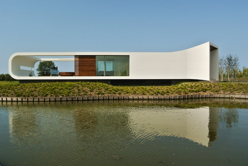 Koen Olthuis Villa by Waterstudio