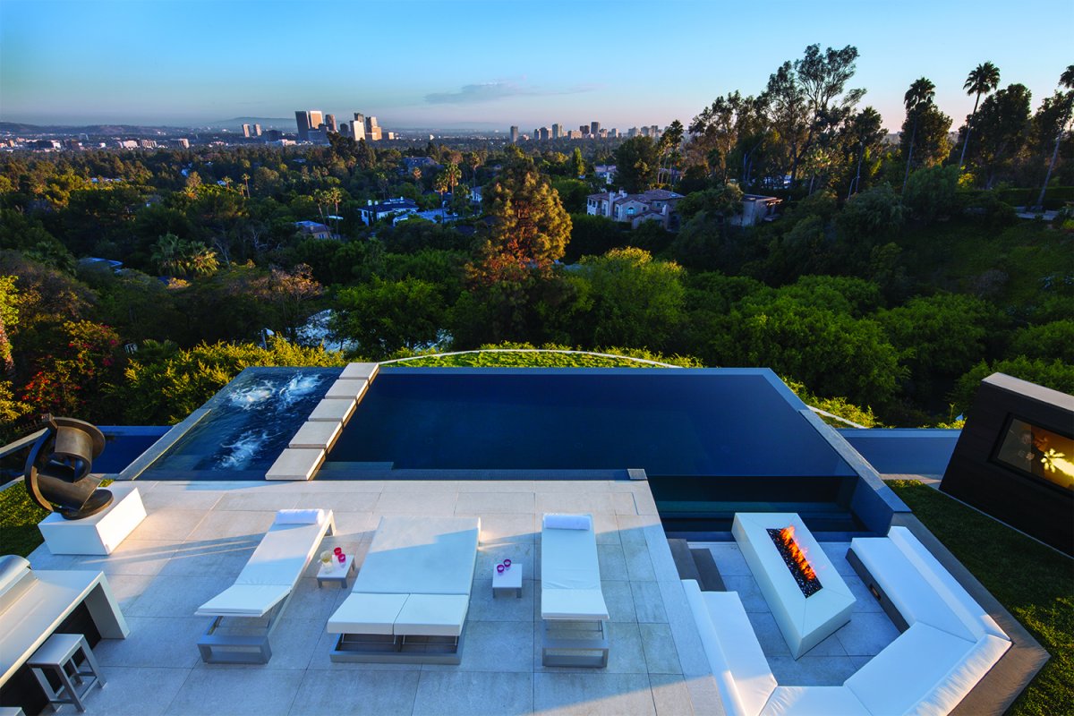 Whipple Russell Architects, Laurel Way, особняк в Беверли Хиллз, особняк в Калифорнии, дом с видом на Лос Анджелес, особняки кинозвезд, дом в Голливуде