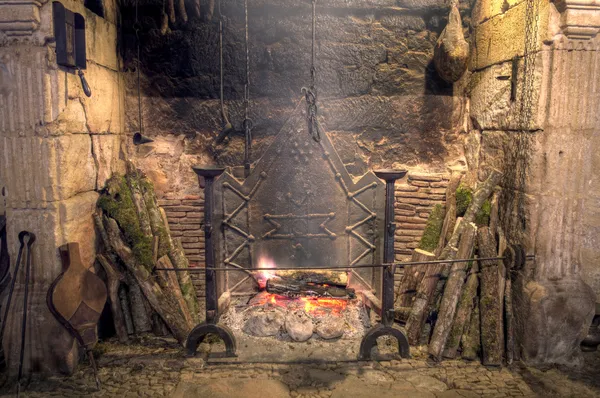 Средневековый замок кухня — стоковое фото