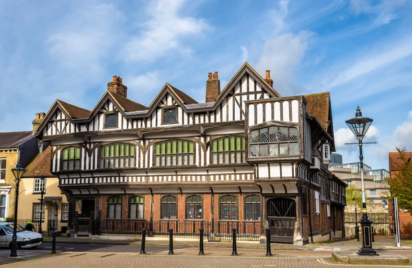 Tudor House в центре города Саутгемптон, Англия — стоковое фото