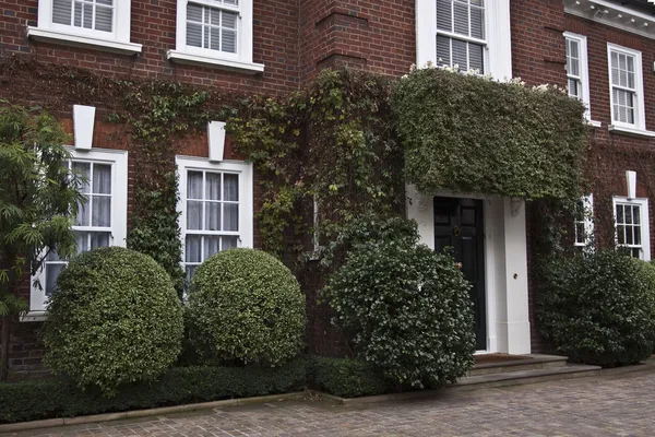 Английский дом стиля в Лондоне — стоковое фото